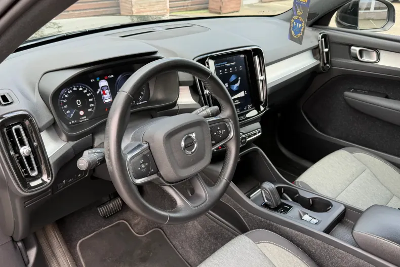 Volvo XC40 din 2020 cu 114.721 km - oferta VOL214622 - foto 10