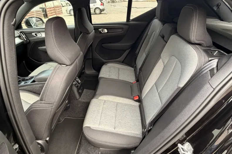 Volvo XC40 din 2020 cu 114.721 km - oferta VOL214622 - foto 11