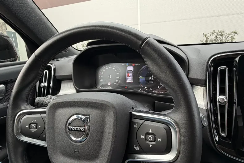 Volvo XC40 din 2020 cu 114.721 km - oferta VOL214622 - foto 30