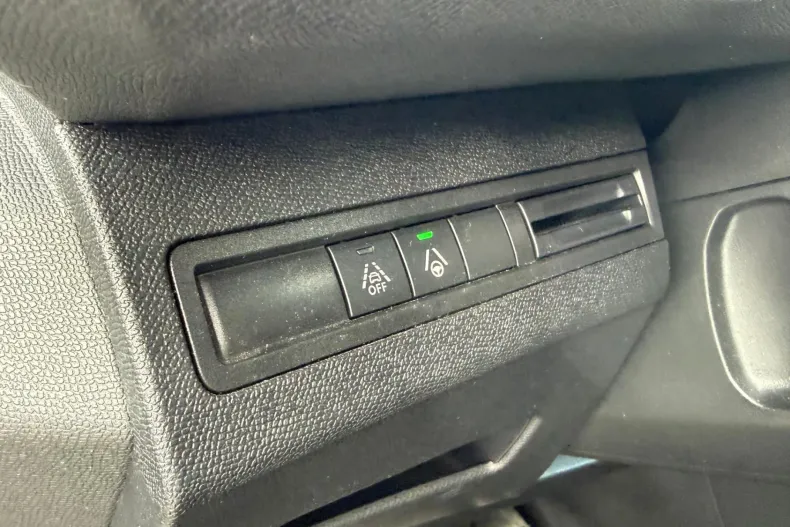 Peugeot 3008 din 2023 cu 72.836 km - oferta PEU214626 - foto 30