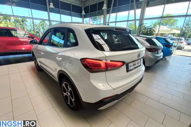MG ZS HEV din 2024 cu 1 km - oferta MG0214636 - foto 6