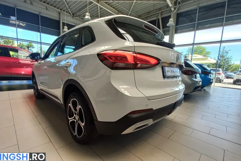 MG ZS HEV din 2024 cu 1 km - oferta MG0214636 - foto 9