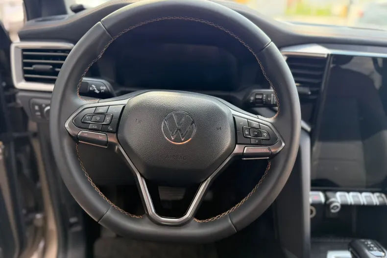 Volkswagen Amarok din 2026 cu 2.994 km - oferta VOL214642 - foto 17
