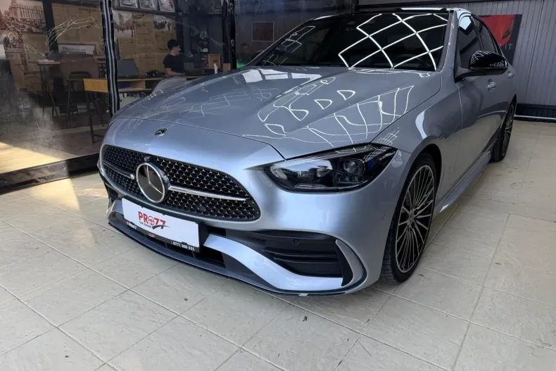Mercedes-Benz C 300 (Clasa C) din 2021 cu 69.000 km - oferta MER214644 - foto 3