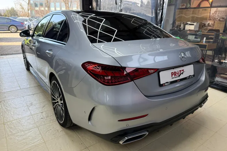 Mercedes-Benz C 300 (Clasa C) din 2021 cu 69.000 km - oferta MER214644 - foto 4
