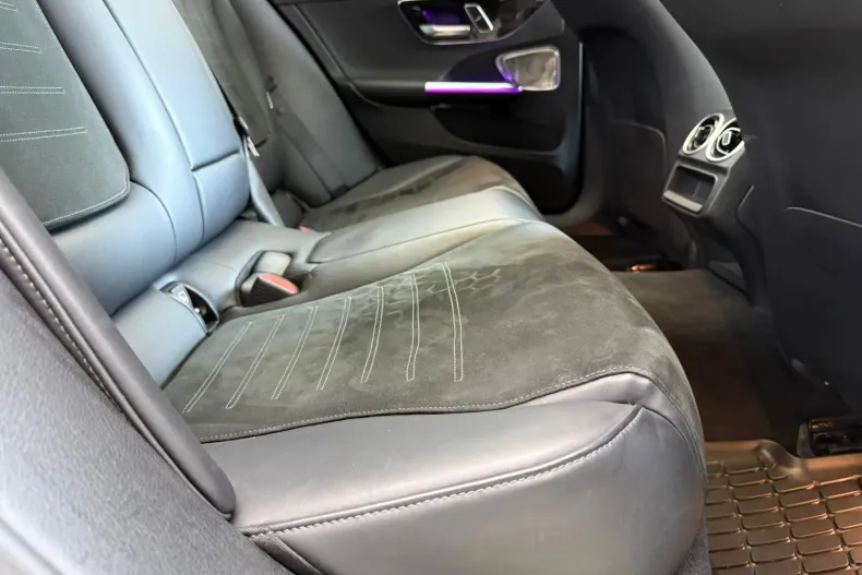 Mercedes-Benz C 300 (Clasa C) din 2021 cu 69.000 km - oferta MER214644 - foto 29