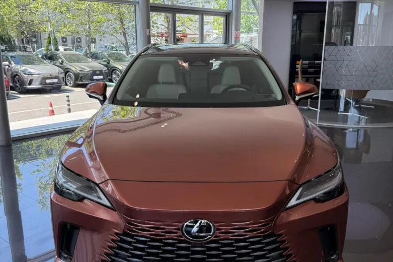 Lexus Seria RX din 2025 cu 3 km - oferta LEX214654 - foto 2