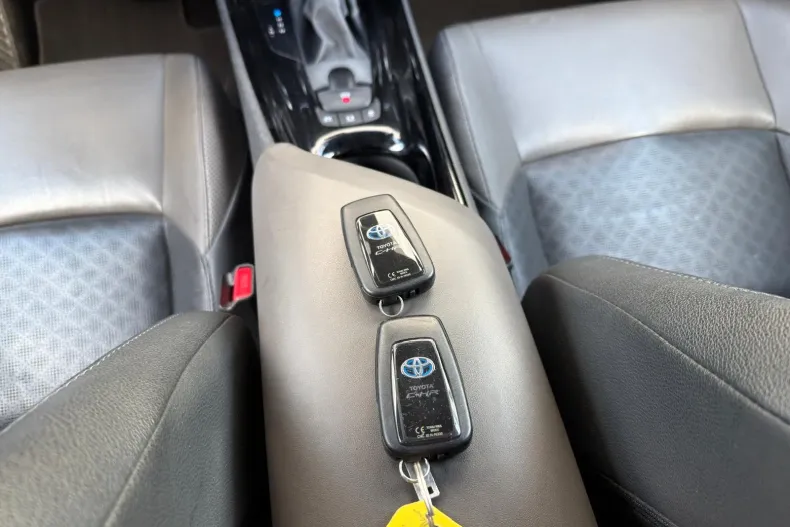 Toyota C-HR din 2021 cu 87.709 km - oferta TOY214655 - foto 9