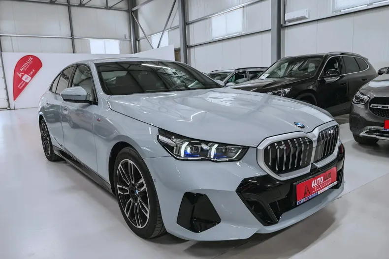 BMW 520i (Seria 5) din 2025 cu 7.595 km - oferta BMW214663 - foto 2