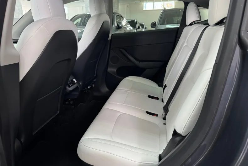 Tesla Model Y din 2021 cu 112.000 km - oferta TES214681 - foto 20