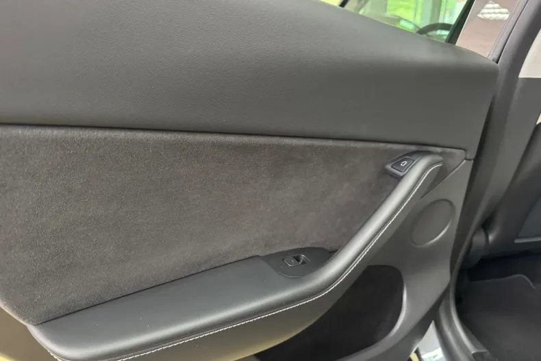 Tesla Model Y din 2021 cu 112.000 km - oferta TES214681 - foto 21