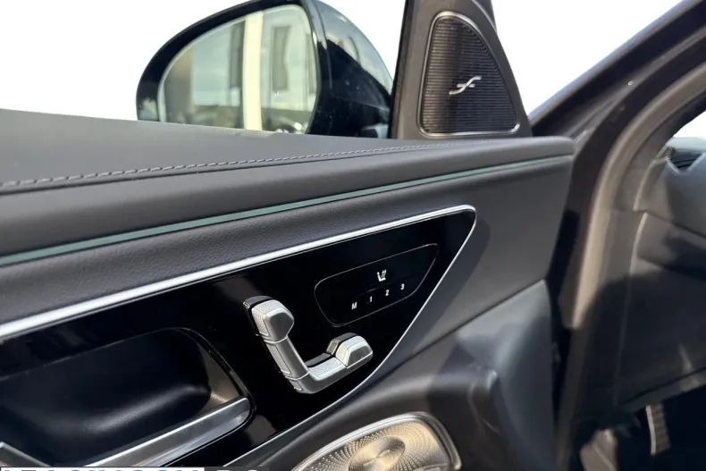 Mercedes-Benz E (Clasa E) din 2025 cu 5 km - oferta MER214692 - foto 12