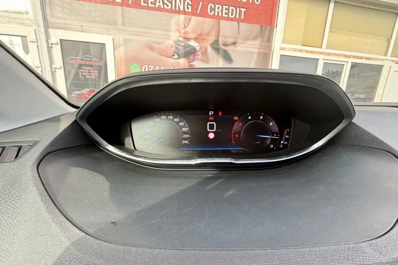 Peugeot 3008 din 2023 cu 178.200 km - oferta PEU214694 - foto 17