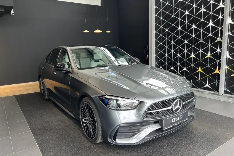 Mercedes-Benz C 300 (Clasa C) din 2026 cu 9 km - oferta MER214697 - foto 2
