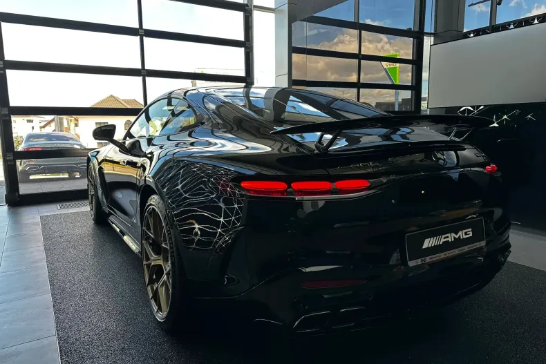 Mercedes-Benz AMG GT (Clasa GT) din 2024 cu 12.000 km - oferta MER214703 - foto 5