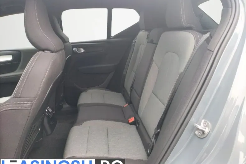 Volvo XC40 din 2022 cu 29.247 km - oferta VOL214713 - foto 13