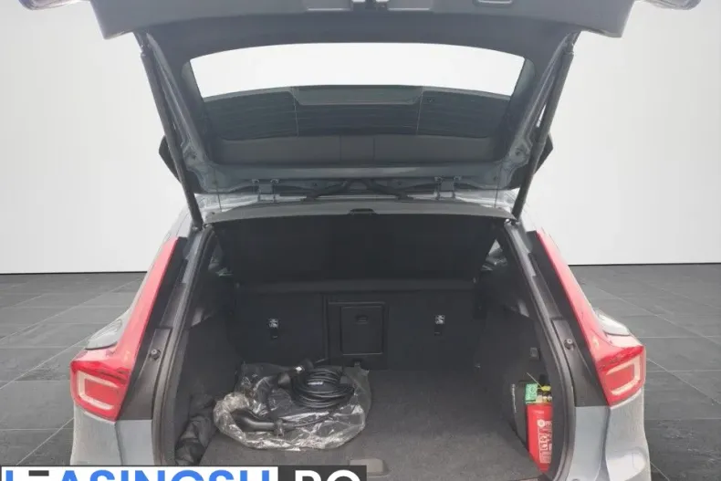 Volvo XC40 din 2022 cu 29.247 km - oferta VOL214713 - foto 17