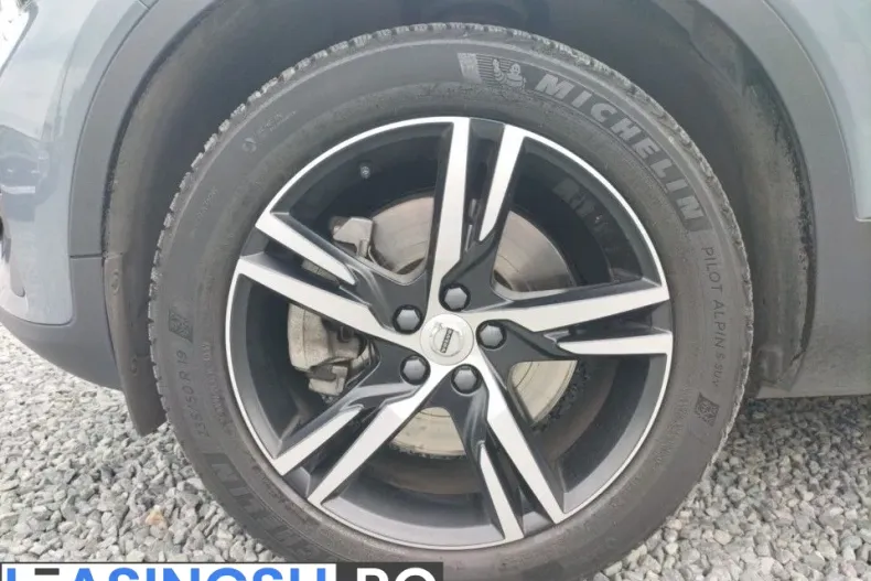 Volvo XC40 din 2022 cu 29.247 km - oferta VOL214713 - foto 21