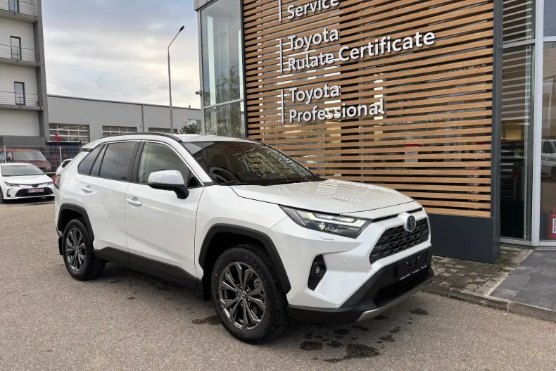 Toyota RAV4 din 2025 cu 6.800 km - oferta TOY214719 - foto 2