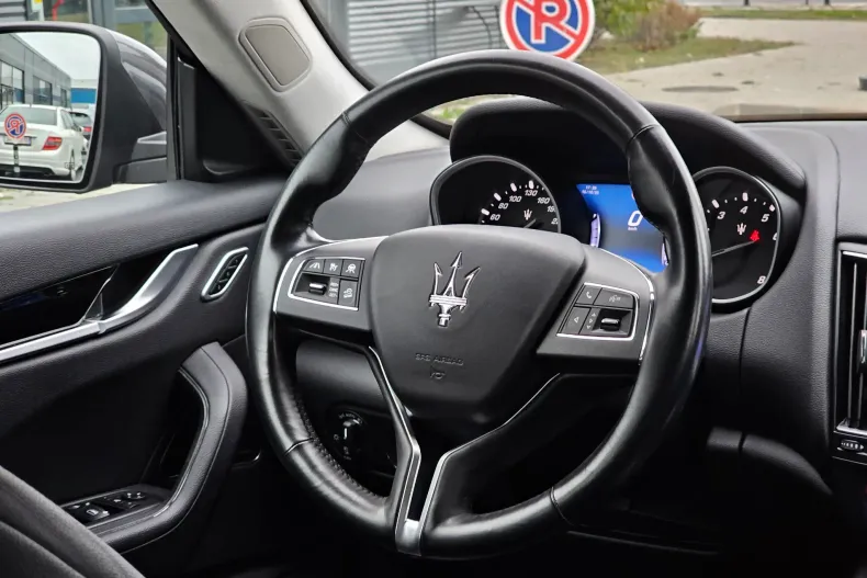 Maserati Levante din 2020 cu 52.580 km - oferta MAS214722 - foto 3