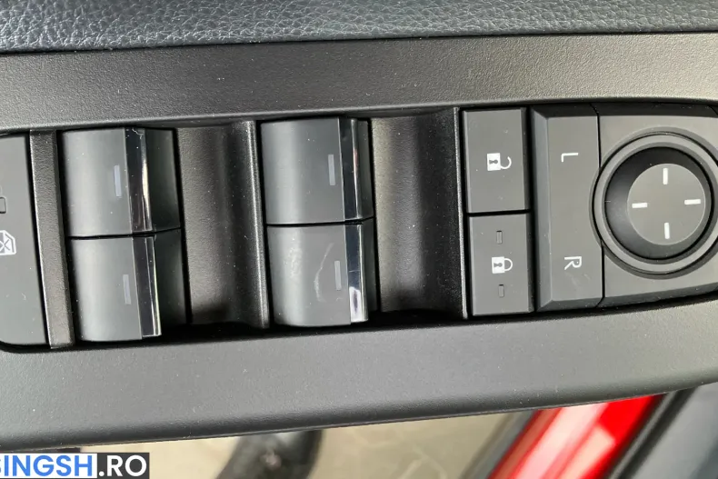 Toyota C-HR din 2025 cu 1 km - oferta TOY214724 - foto 10