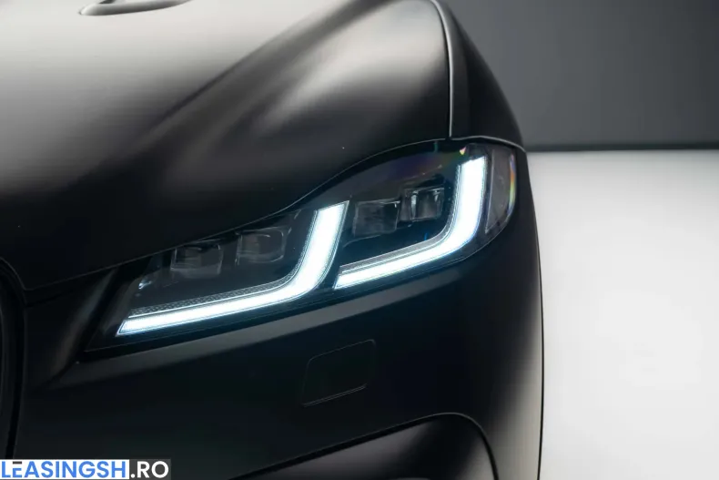 Jaguar F-Pace din 2021 cu 48.200 km - oferta JAG214726 - foto 9