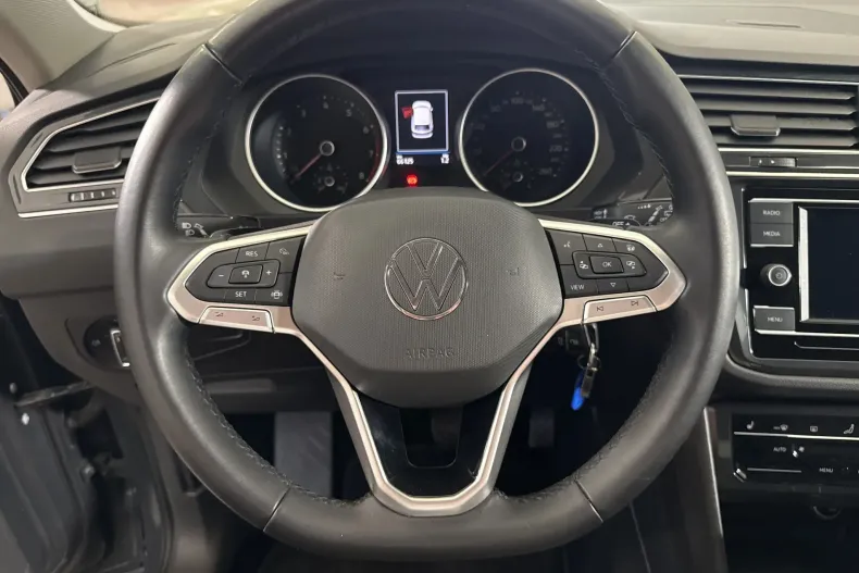 Volkswagen Tiguan din 2021 cu 66.125 km - oferta VOL214734 - foto 16
