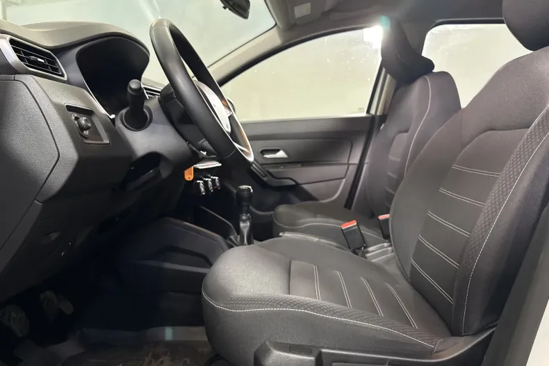 Dacia Duster din 2021 cu 96.743 km - oferta DAC214739 - foto 21