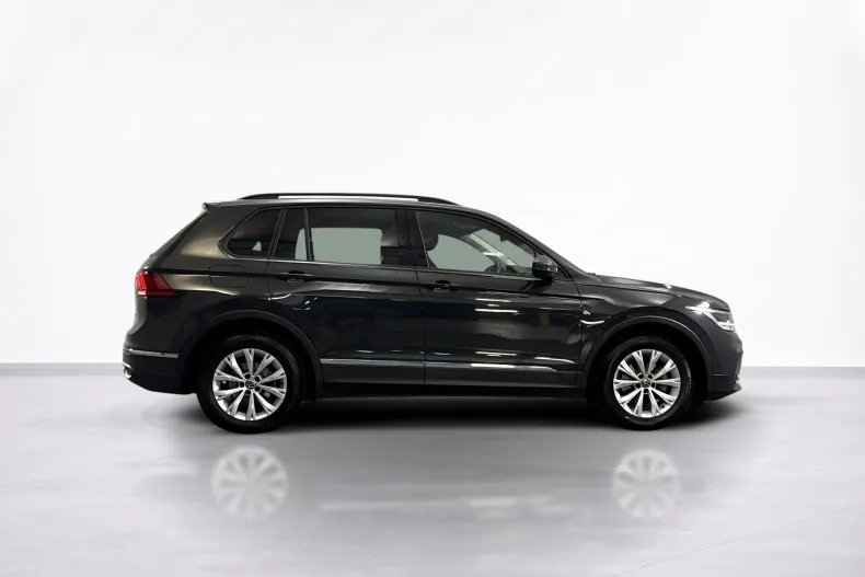 Volkswagen Tiguan din 2021 cu 70.970 km - oferta VOL214744 - foto 6