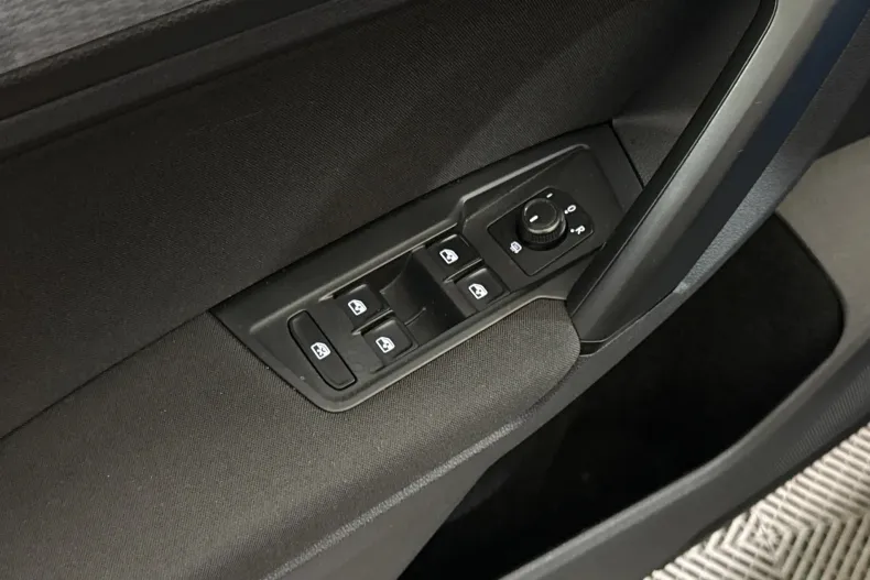 Volkswagen Tiguan din 2021 cu 70.970 km - oferta VOL214744 - foto 14