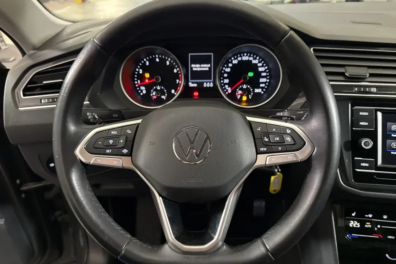 Volkswagen Tiguan din 2021 cu 70.970 km - oferta VOL214744 - foto 15