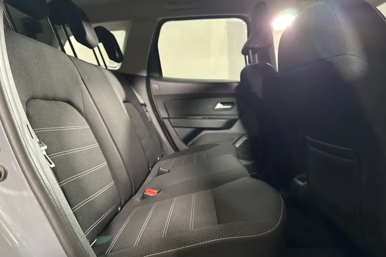 Dacia Duster din 2024 cu 63.447 km - oferta DAC214750 - foto 12
