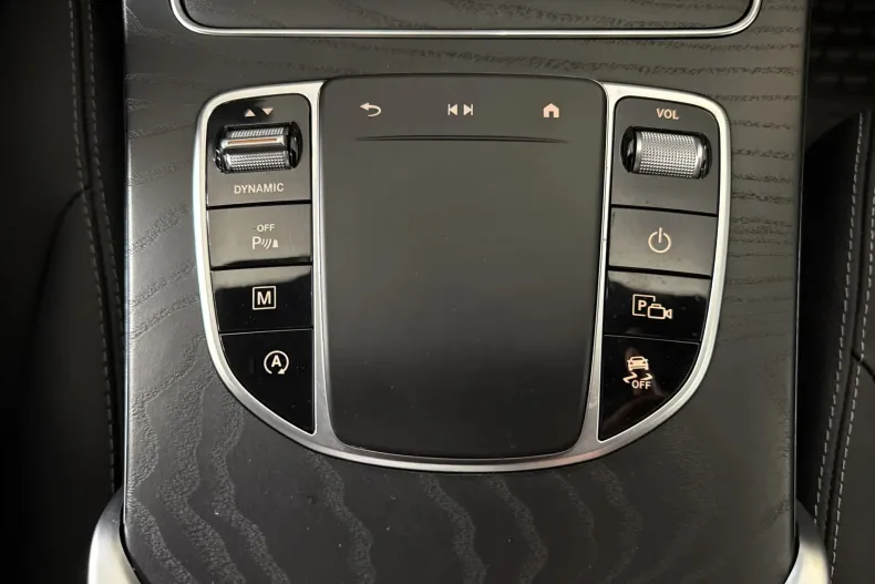 Mercedes-Benz GLC Coupe (Clasa GLC) din 2020 cu 38.524 km - oferta MER214751 - foto 17