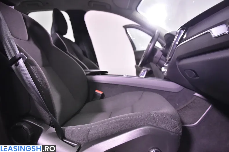 Volvo XC60 din 2020 cu 169.770 km - oferta VOL214775 - foto 11