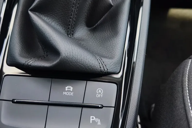 Skoda Kamiq din 2026 cu 8 km - oferta SKO214782 - foto 12