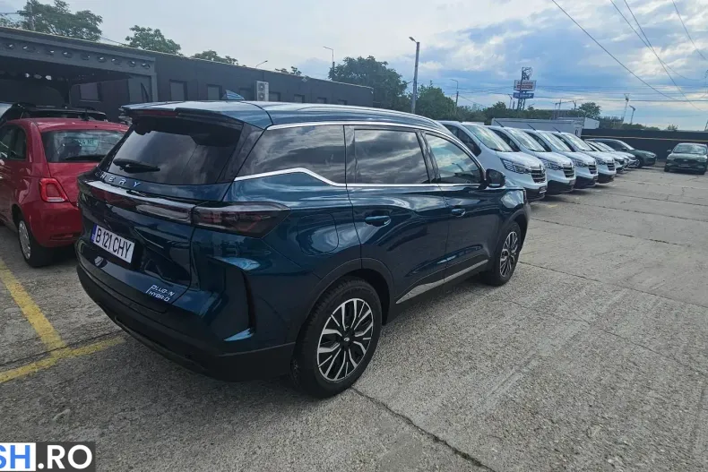 Chery Tiggo 7 din 2025 cu 9.139 km - oferta CHE214784 - foto 5