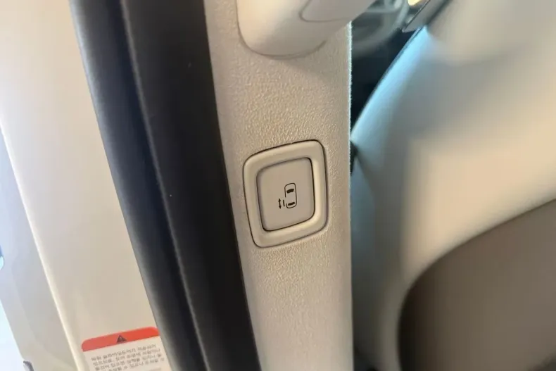 Hyundai Staria din 2024 cu 87.980 km - oferta HYU214798 - foto 17