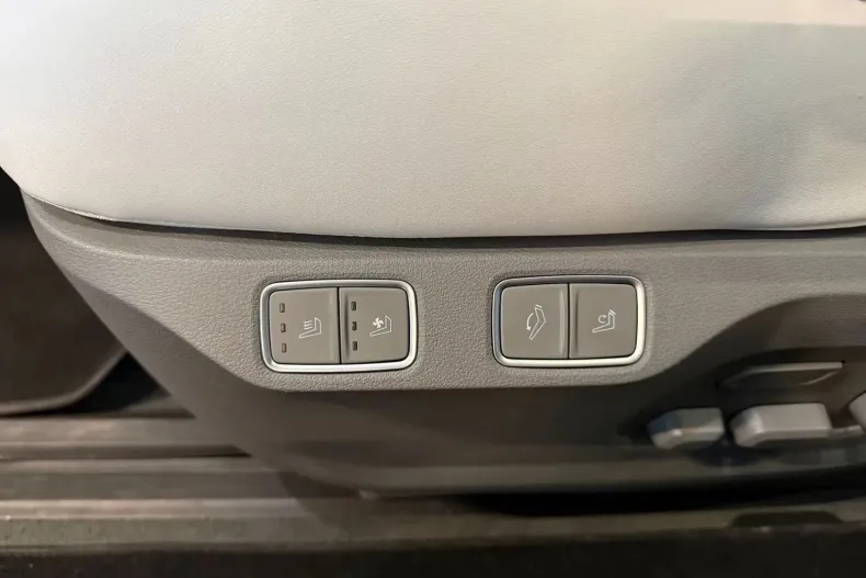 Hyundai Staria din 2024 cu 87.980 km - oferta HYU214798 - foto 19