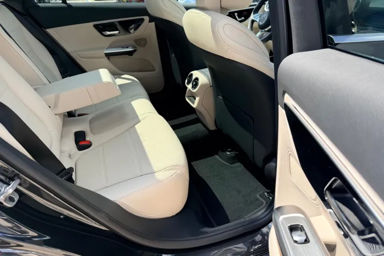 Mercedes-Benz GLC (Clasa GLC) din 2026 cu 5 km - oferta MER214805 - foto 17