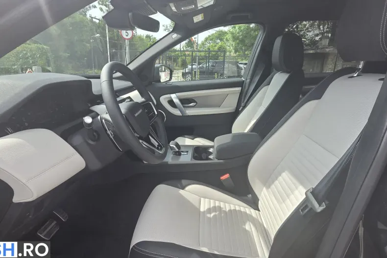 Land Rover Discovery Sport din 2025 cu 2.600 km - oferta LAN214816 - foto 12