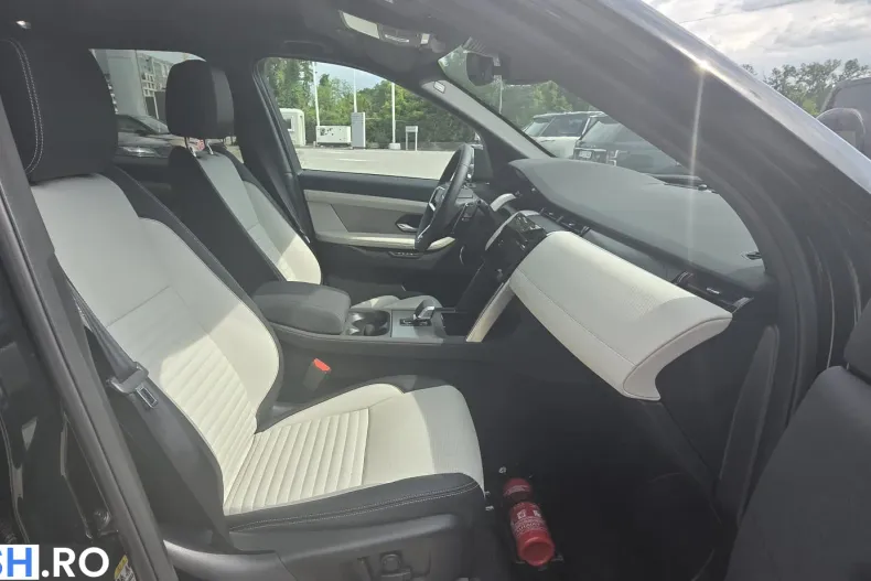 Land Rover Discovery Sport din 2025 cu 2.600 km - oferta LAN214816 - foto 13