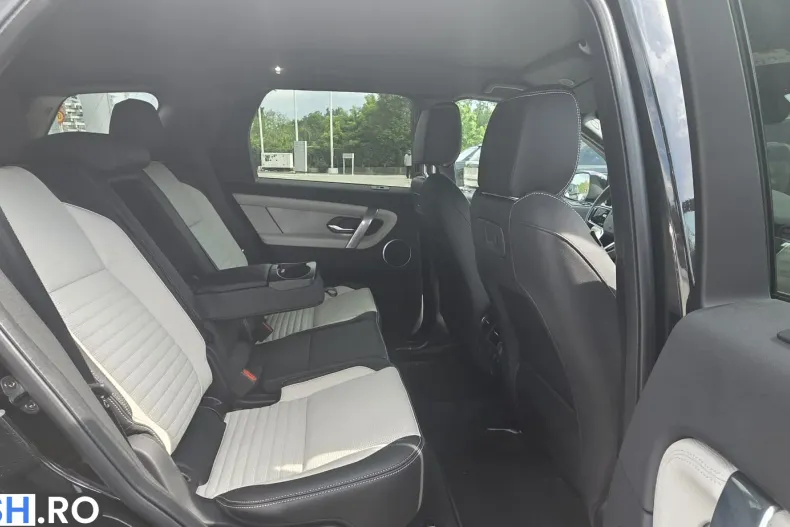 Land Rover Discovery Sport din 2025 cu 2.600 km - oferta LAN214816 - foto 14