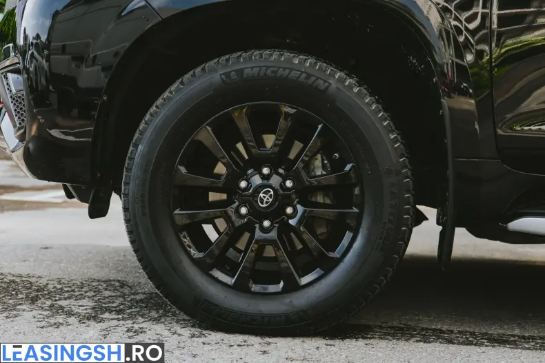 Toyota Land Cruiser din 2023 cu 50.000 km - oferta TOY214832 - foto 6
