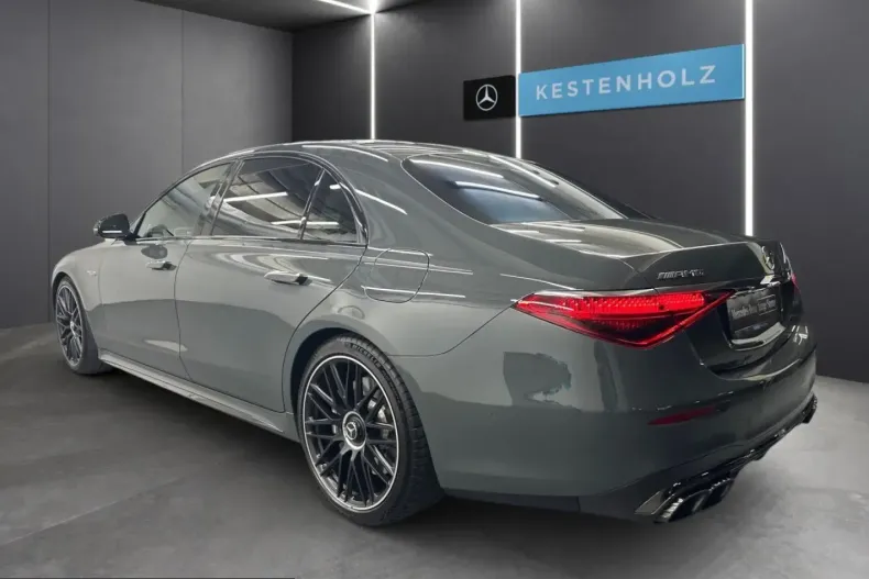 Mercedes-Benz S 63 AMG (Clasa S) din 2025 cu 12.011 km - oferta MER214833 - foto 4