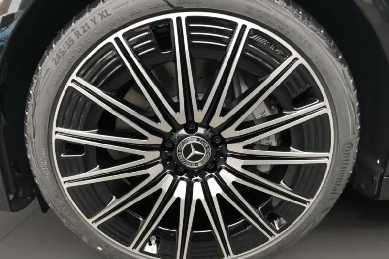 Mercedes-Benz E 220 (Clasa E) din 2025 cu 26.575 km - oferta MER214847 - foto 8