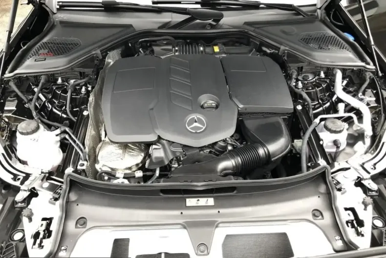 Mercedes-Benz E 220 (Clasa E) din 2025 cu 26.575 km - oferta MER214847 - foto 16