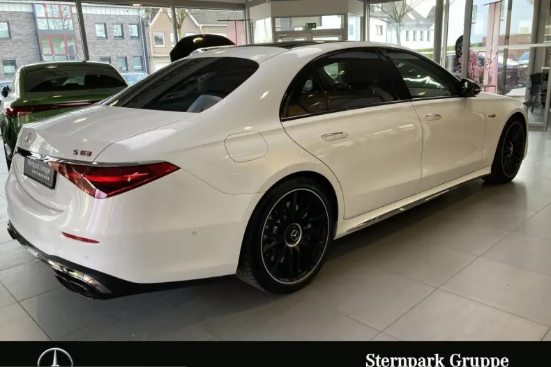 Mercedes-Benz S 63 AMG (Clasa S) din 2025 cu 12.654 km - oferta MER214848 - foto 4