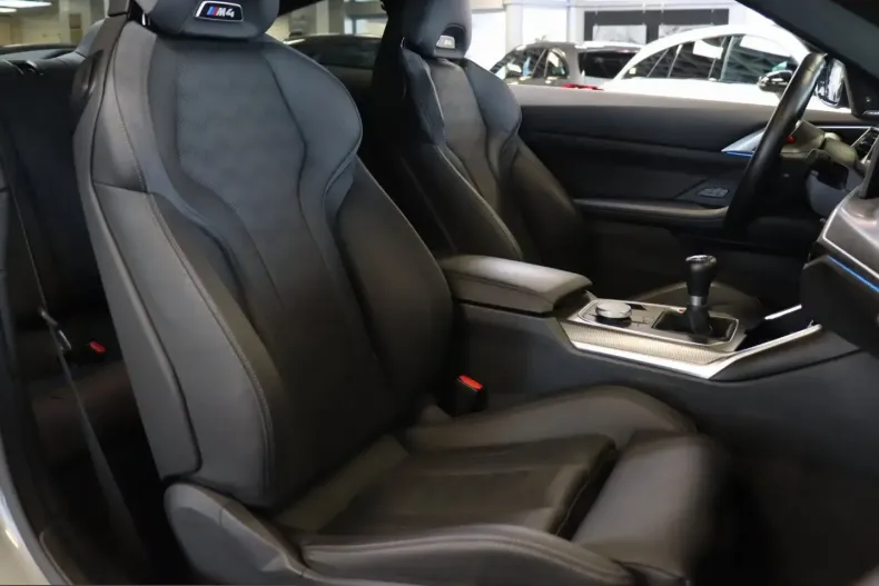 BMW M4 (Seria 4) din 2024 cu 5.950 km - oferta BMW214855 - foto 27