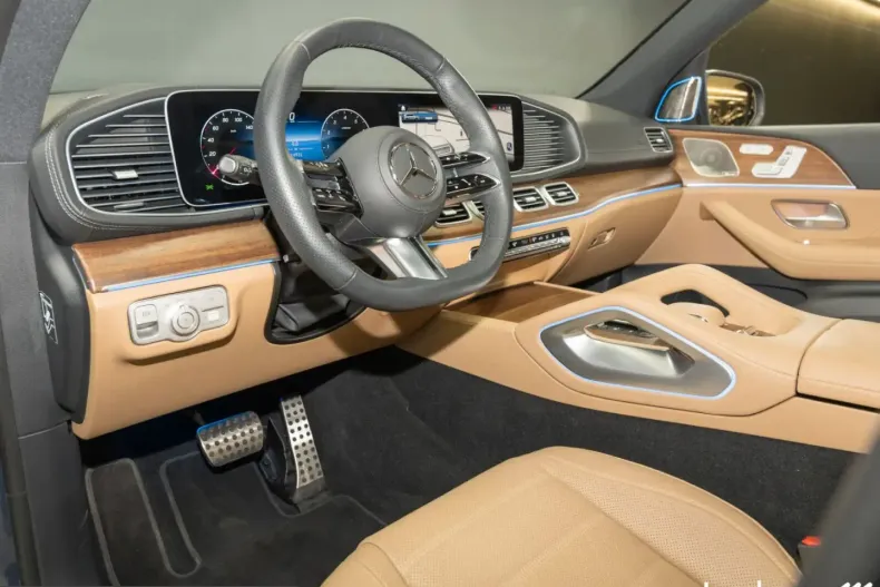 Mercedes-Benz GLS 580 (Clasa GLS) din 2025 cu 14.930 km - oferta MER214882 - foto 12