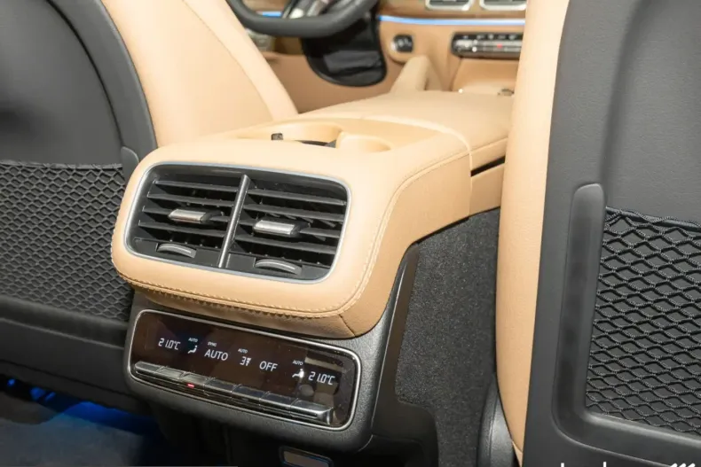 Mercedes-Benz GLS 580 (Clasa GLS) din 2025 cu 14.930 km - oferta MER214882 - foto 29